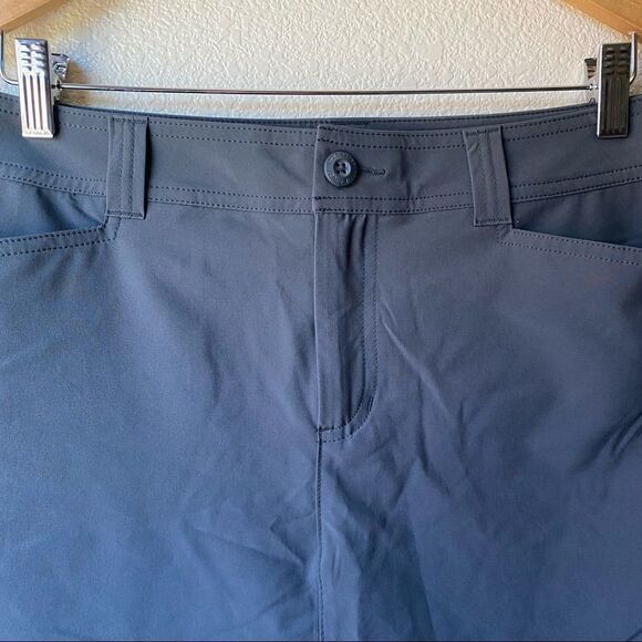 Eddie Bauer | Adventurer 2.0 Gray Skort, Size 4 - Picture 3 of 13